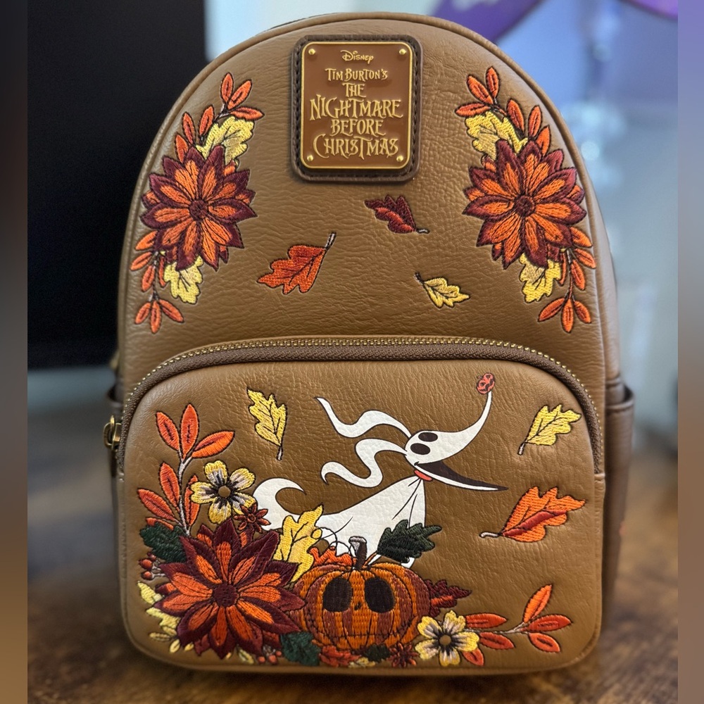Loungefly Nightmare Before Christmas “Zero” glow in the dark brown backpack